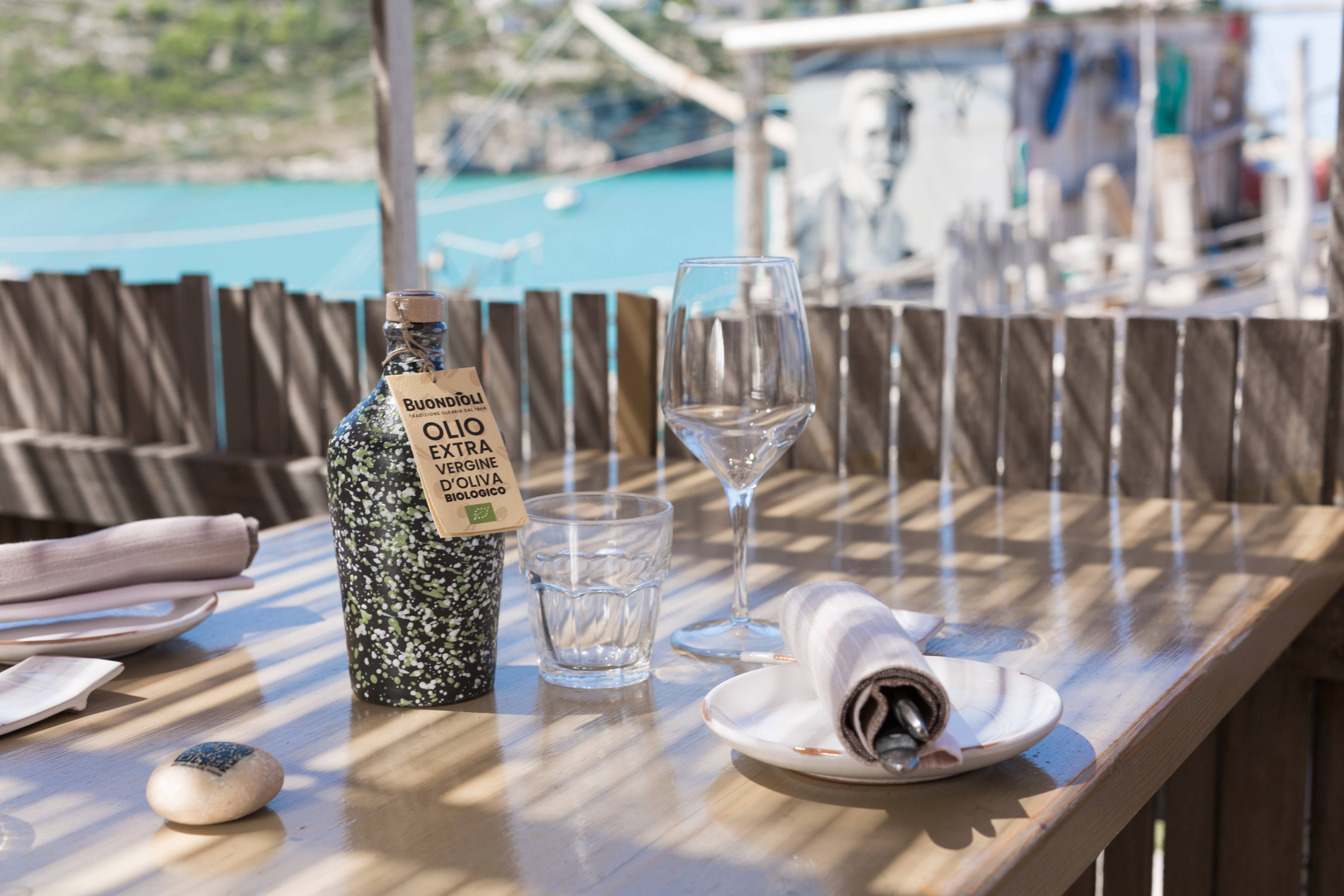 Azure Bocal artisanal en céramique bleue avec huile d'olive extra vierge bio 500 ml en vente sur Faire2