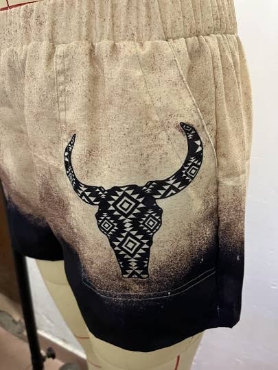 UNISHE - Wholesale Korte broeken - Dames - Shorts met trekkoord met Western Azteekse print - Maattabel beschikbaar10