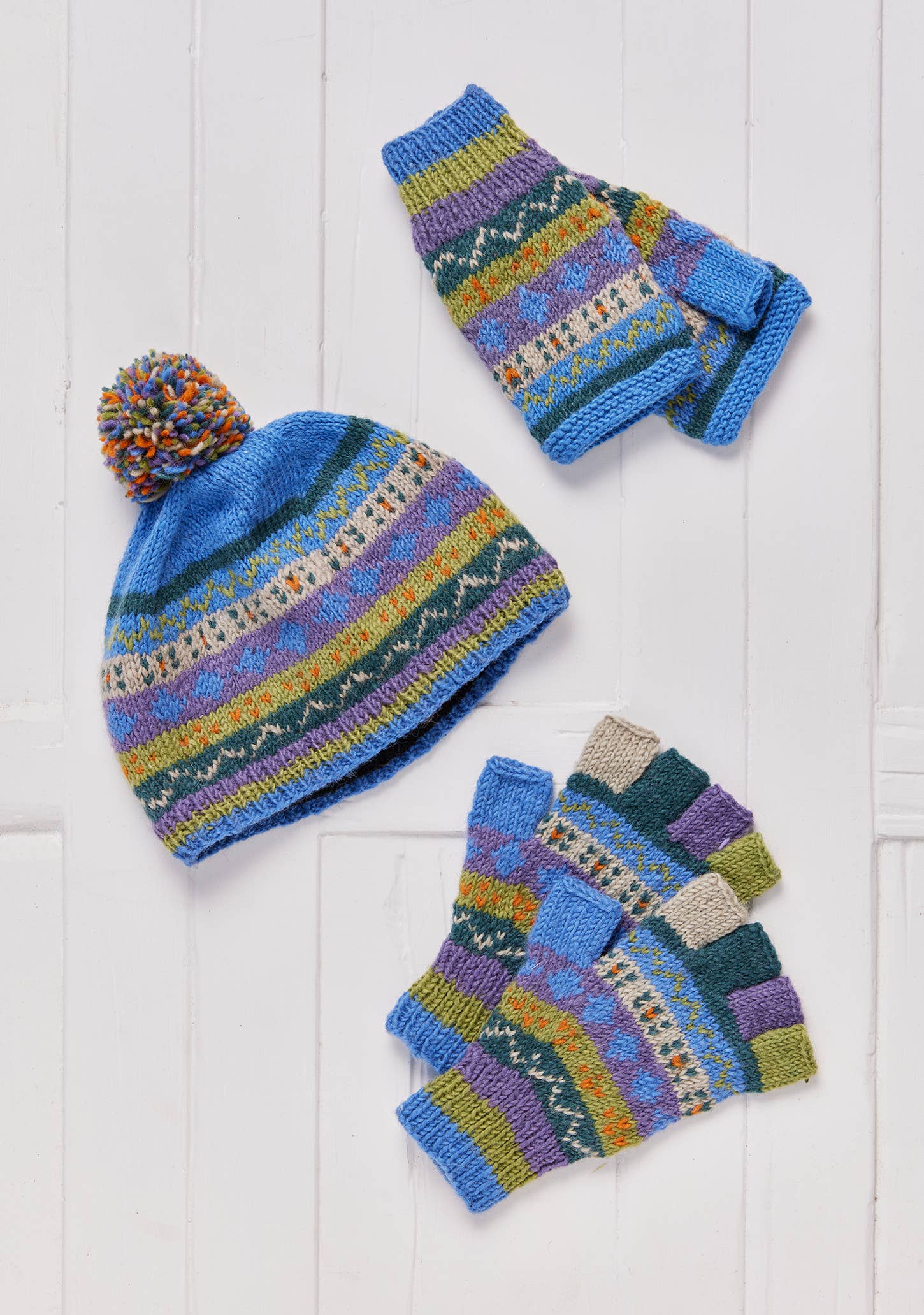 Namaste – Großhandel Handwärmer – Kantega Handwärmer, handgestrickt1