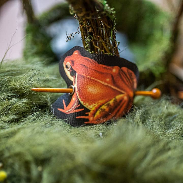 Costurero Real - Venta al por mayor Pasador para el pelo - Mujer - Barrette pelo rana sapo cuero vegano cottagecore woodland