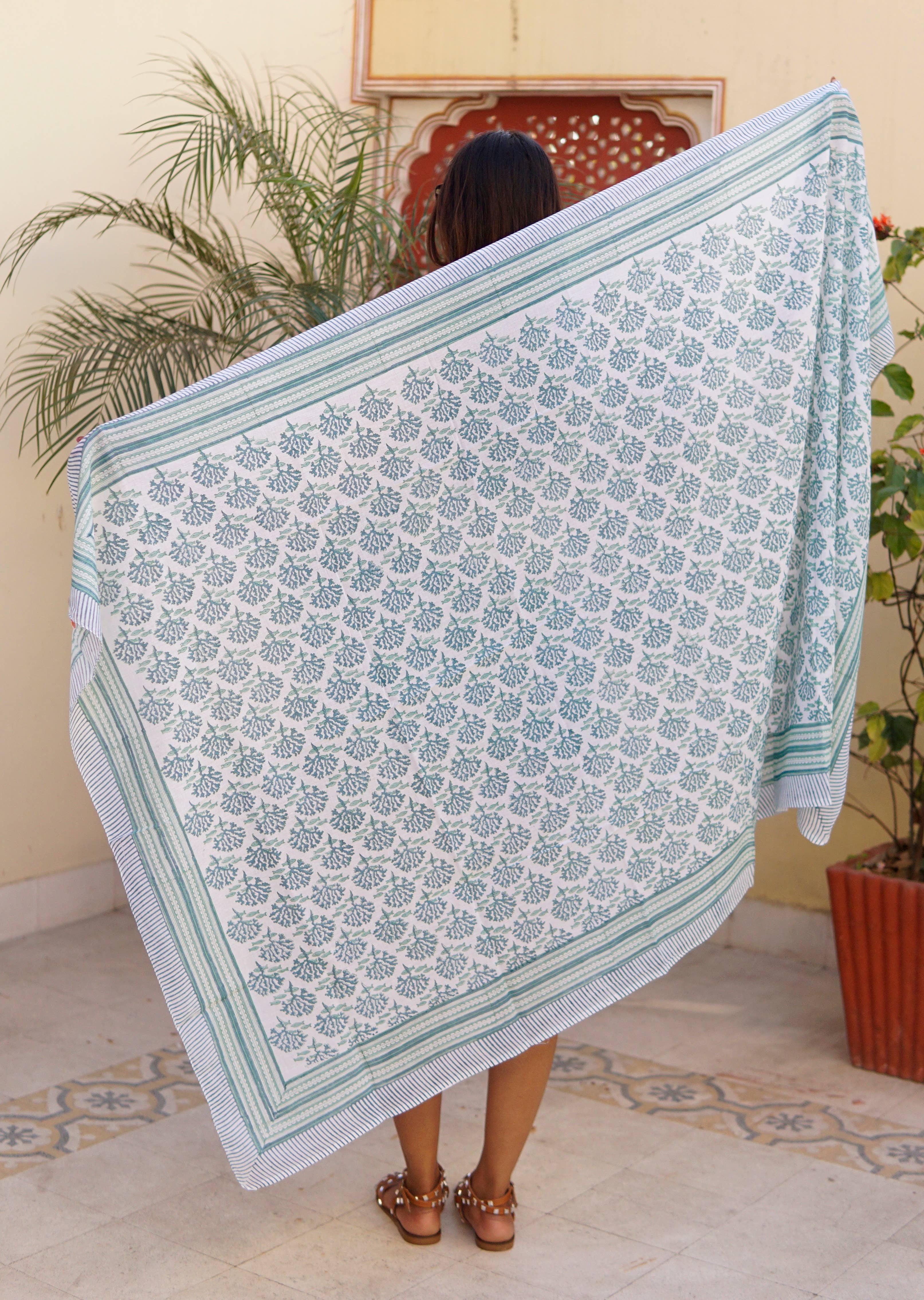 La Mandarine – wholesale Swim cover-up – Women’s – Sarong, Pareo, green and white block print cotton coverup