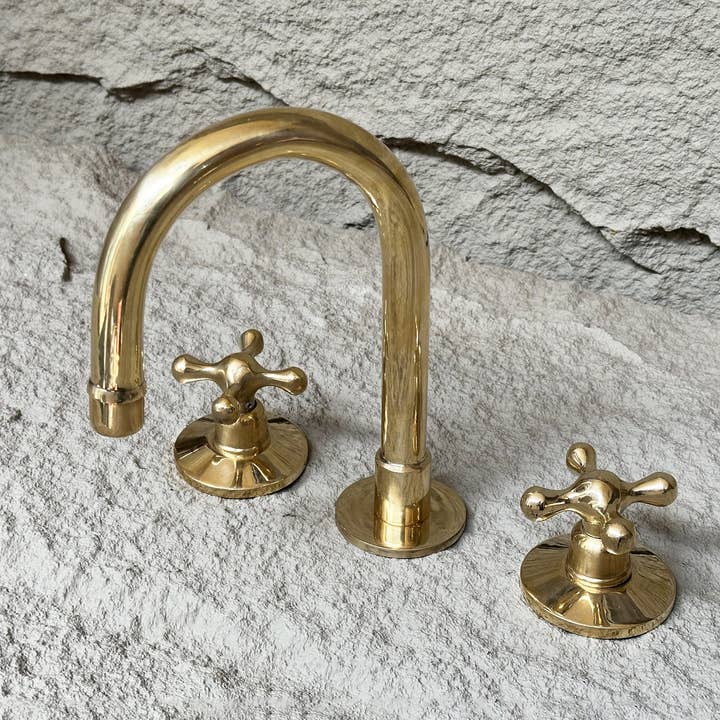 SaharaKesh - Wholesale Bathroom Sign - Unlacquered Brass Widespread Bathroom Faucet With Cross Hand