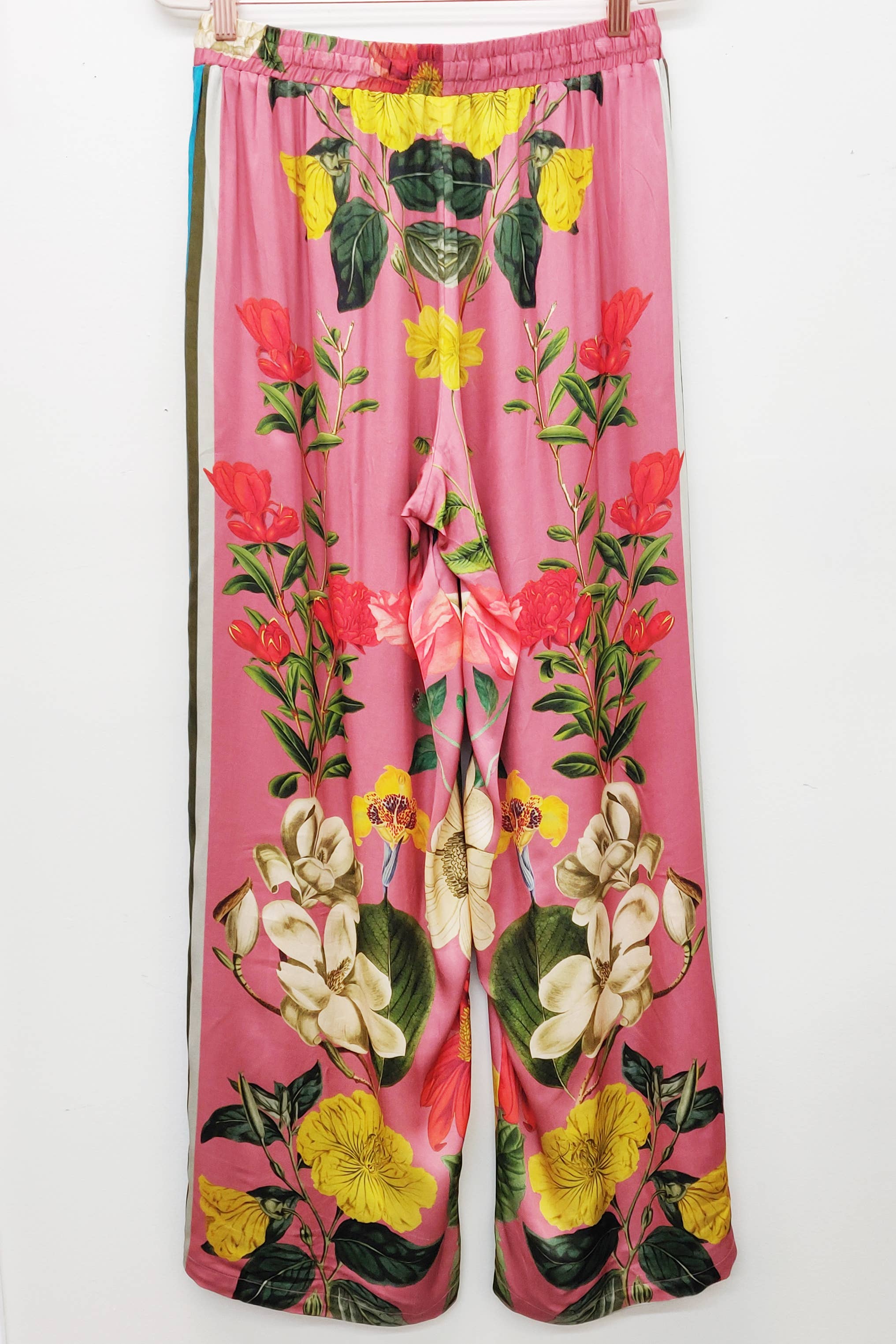 Dusty Rose Floral Mijn Valentijnsbroek voor groothandel op Faire22