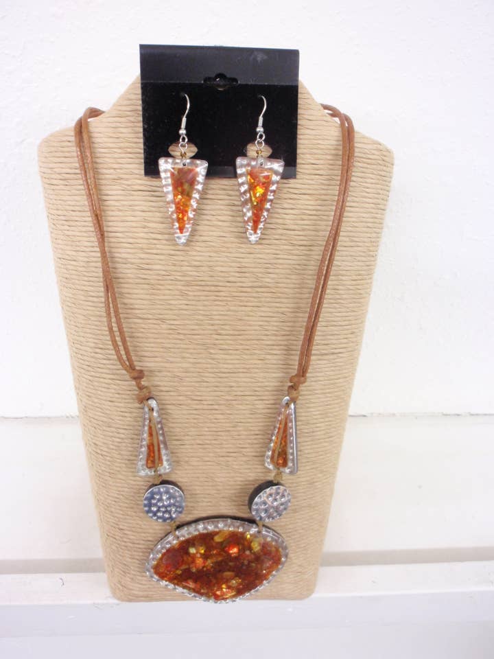 2 STRANDS ADJUSTABLE BROWN WAX CORD WITH BROWN RESIN WITH SH for wholesale by International Duru's