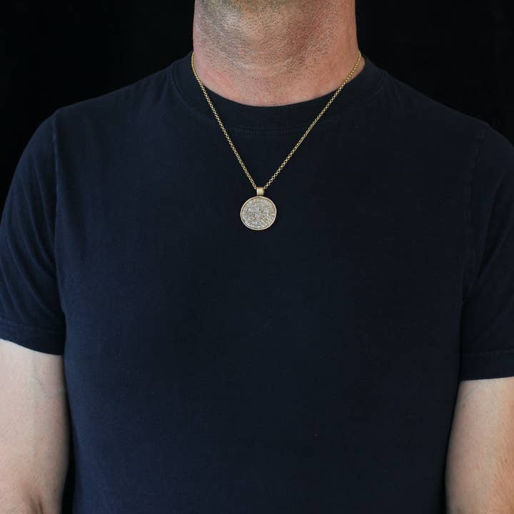 Vis a Vis Jewelry - Wholesale Individual Charm/Pendant - Vegvisir Pendant- Hand Carved Viking Compass Wayfinder1