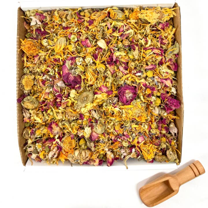 Dahlia Pets - Wholesale Pet Food - Not Cat/Dog - Bun's Rescue Rabbit Bakery Forage Herbs For Rabbits, Guinea Pigs, Hamsters, Chinchillas, & Other Small Animals1