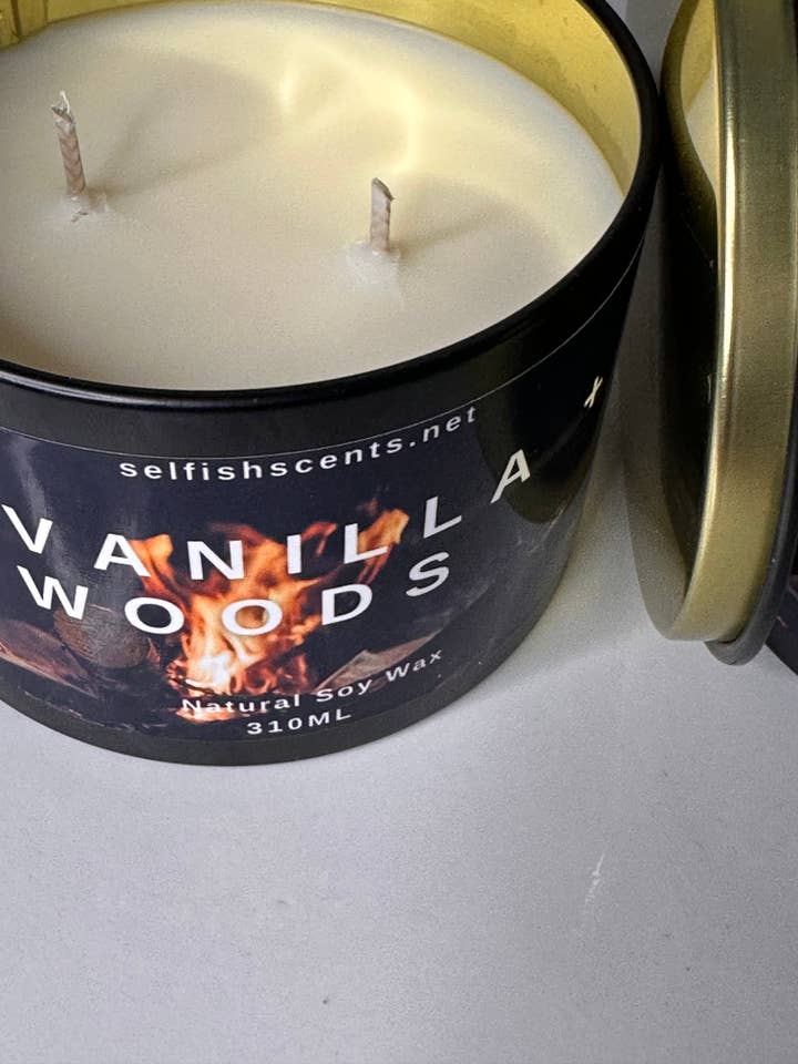 Bougie de soja Vanilla Woods pour la vente par Selfishscents Candle Co.