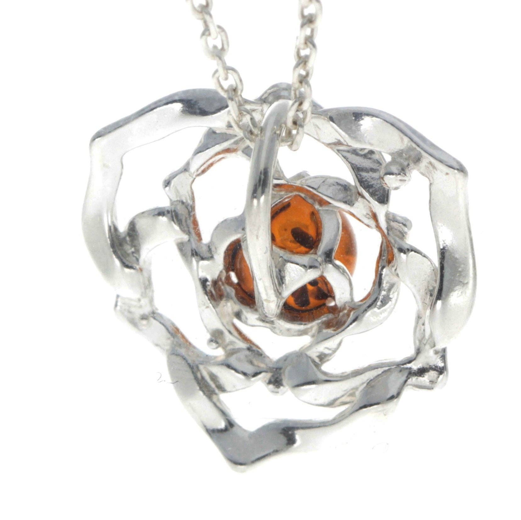SilverAmber Jewellery – Großhandel Kette mit Anhänger/Charm – Moderner Designer-Rosenanhänger aus 925er-Sterlingsilber und baltischem Bernstein — 6702