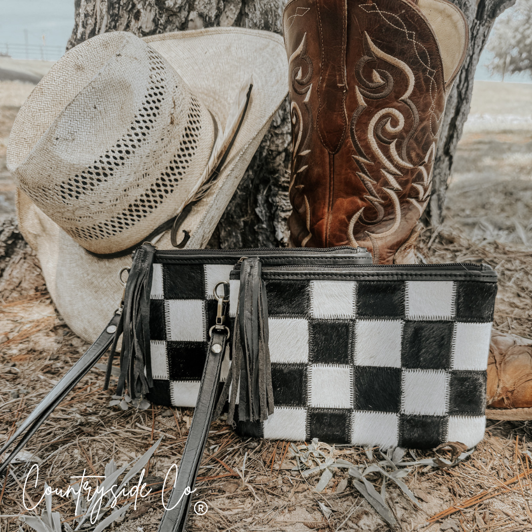 Texas Western Cowhide Bags and More - Vente Pochette – femme - Pochette à poignet en cuir de vache à carreaux Stockyard4