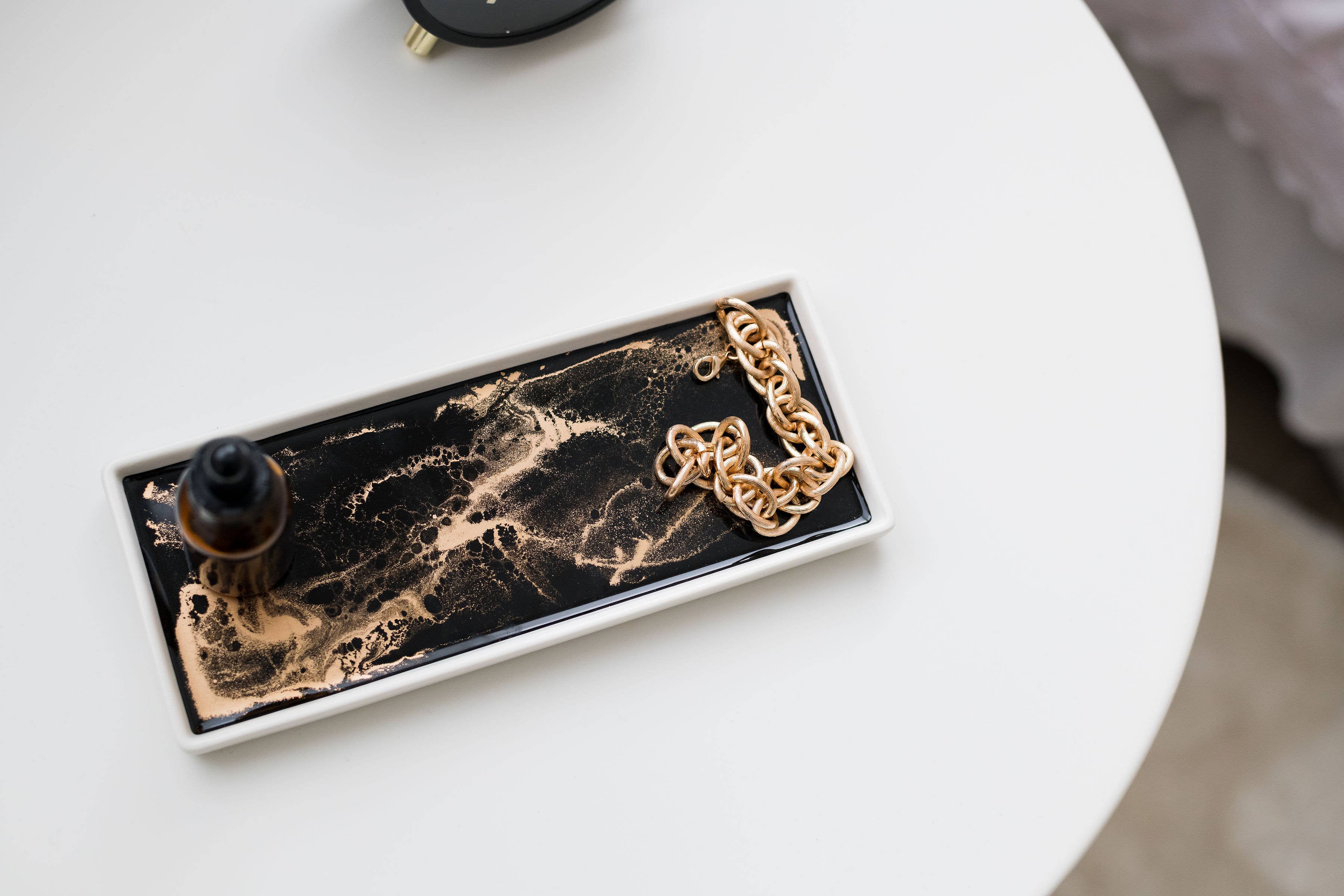 Lynn & Liana Designs - Wholesale Decoratief dienblad - Kleine keramische harsbakjes - Tariefvrij!1