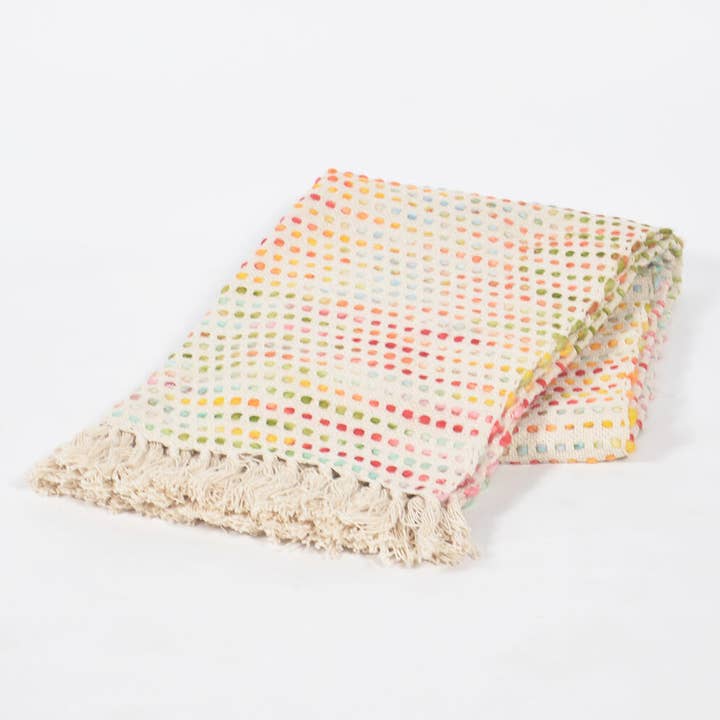 Couvre-lit en coton tissé à la main avec pompons Rainbow Illusion pour la vente par IndieRoots