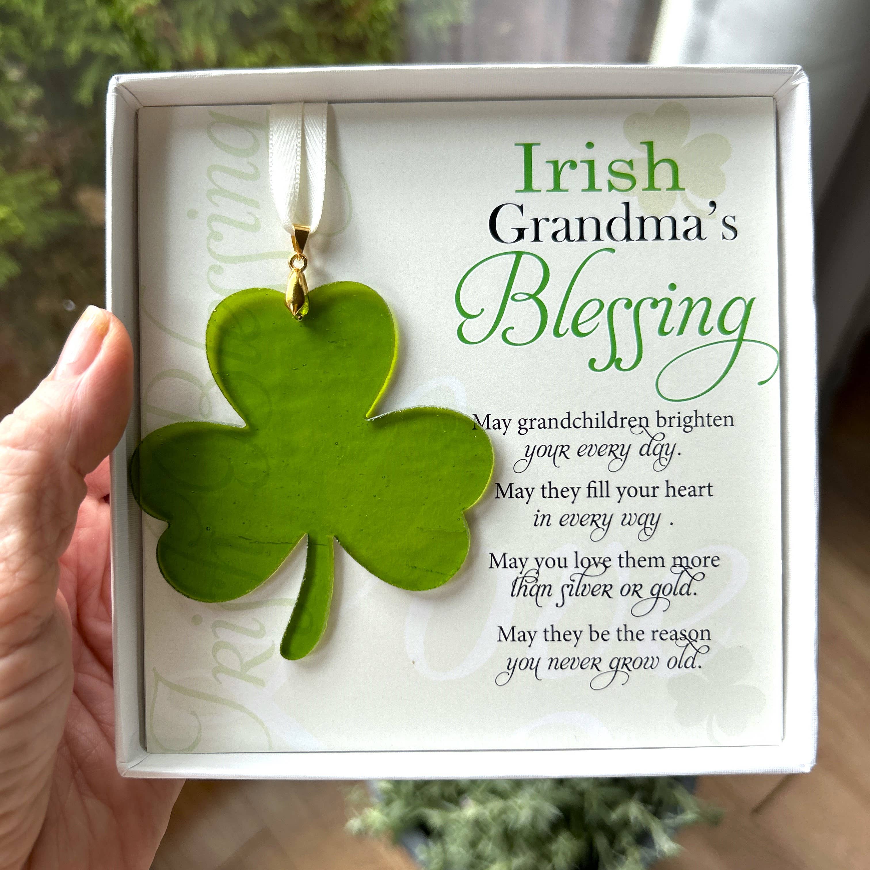 The Grandparent Gift Co. Inc. - Wholesale Ornament - Irish Grandma Gift Blessing Card & USA Glass Shamrock 78124