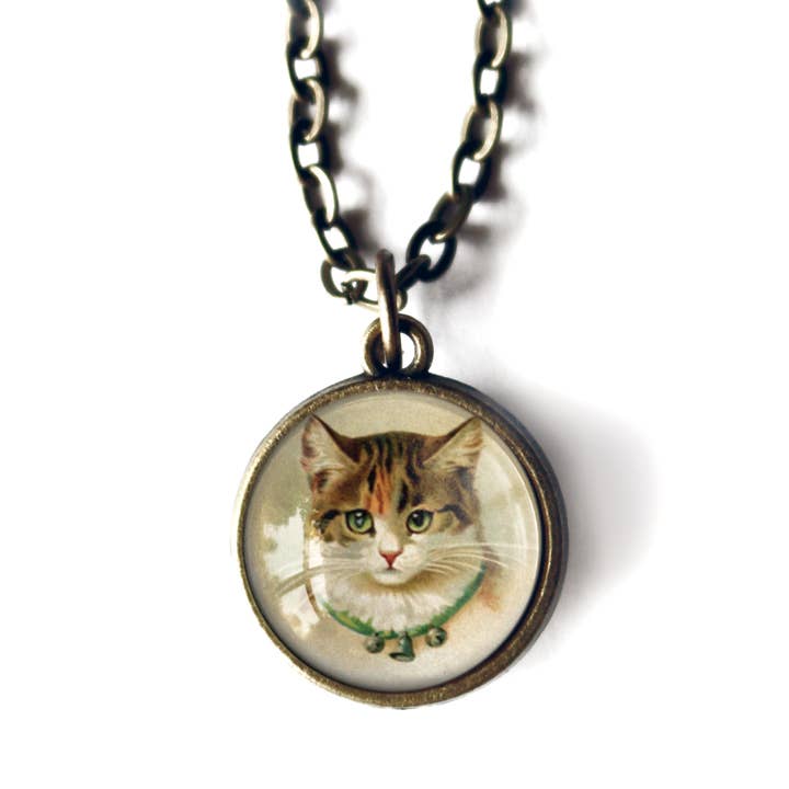 Collana con ciondolo reversibile semplice Calico Cat per la vendita all'ingrosso da parte di The Divine Iguana