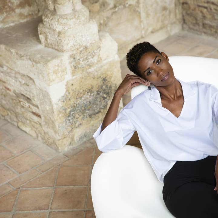 Oversized white shirt with three-quarter sleeves for wholesale by Ojos Negros