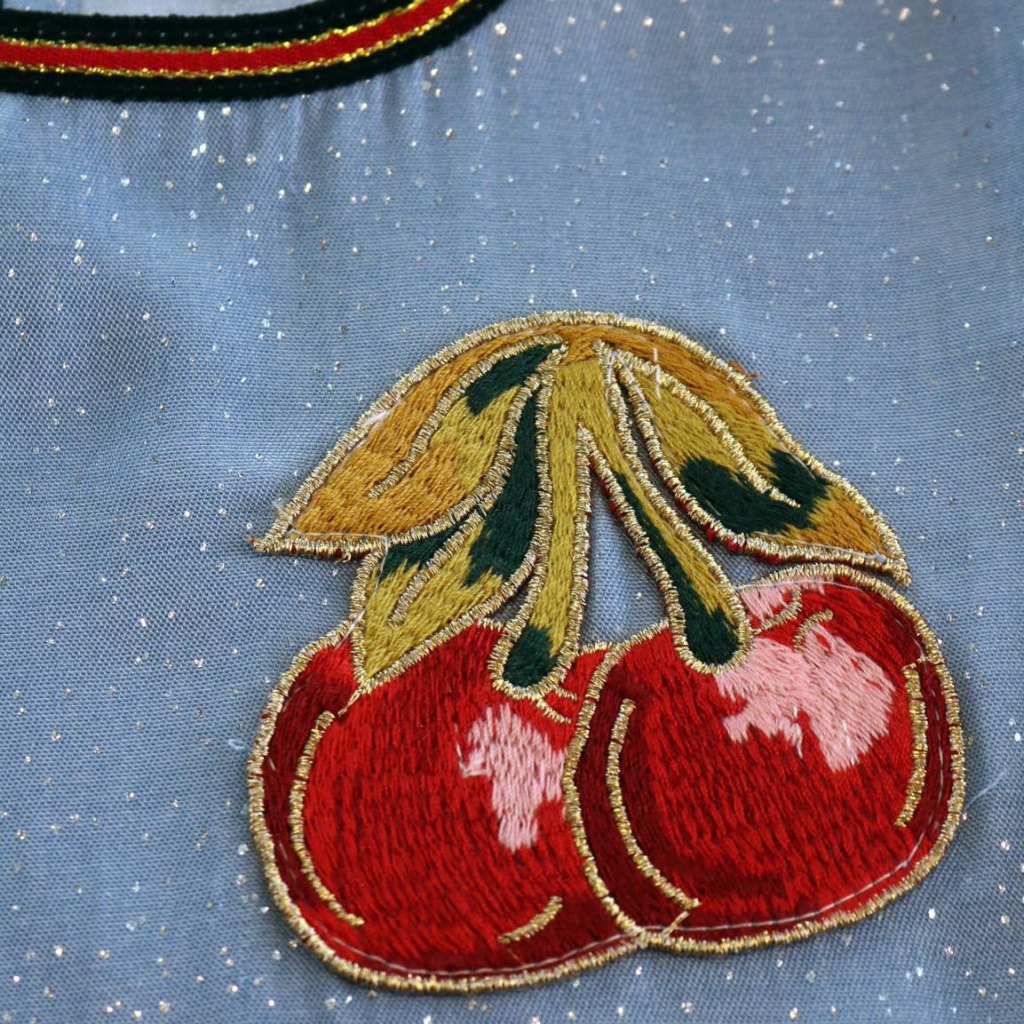 Doe a Dear – wholesale T-shirt – Kids – S50 13039-T Cherry Embroidery Top (2 Colors)5