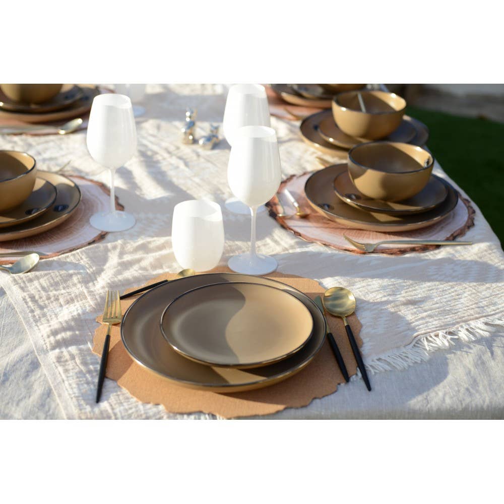 AULICA - Wholesale Assorted Cutlery Set - 24-piece gold and black cutlery set1