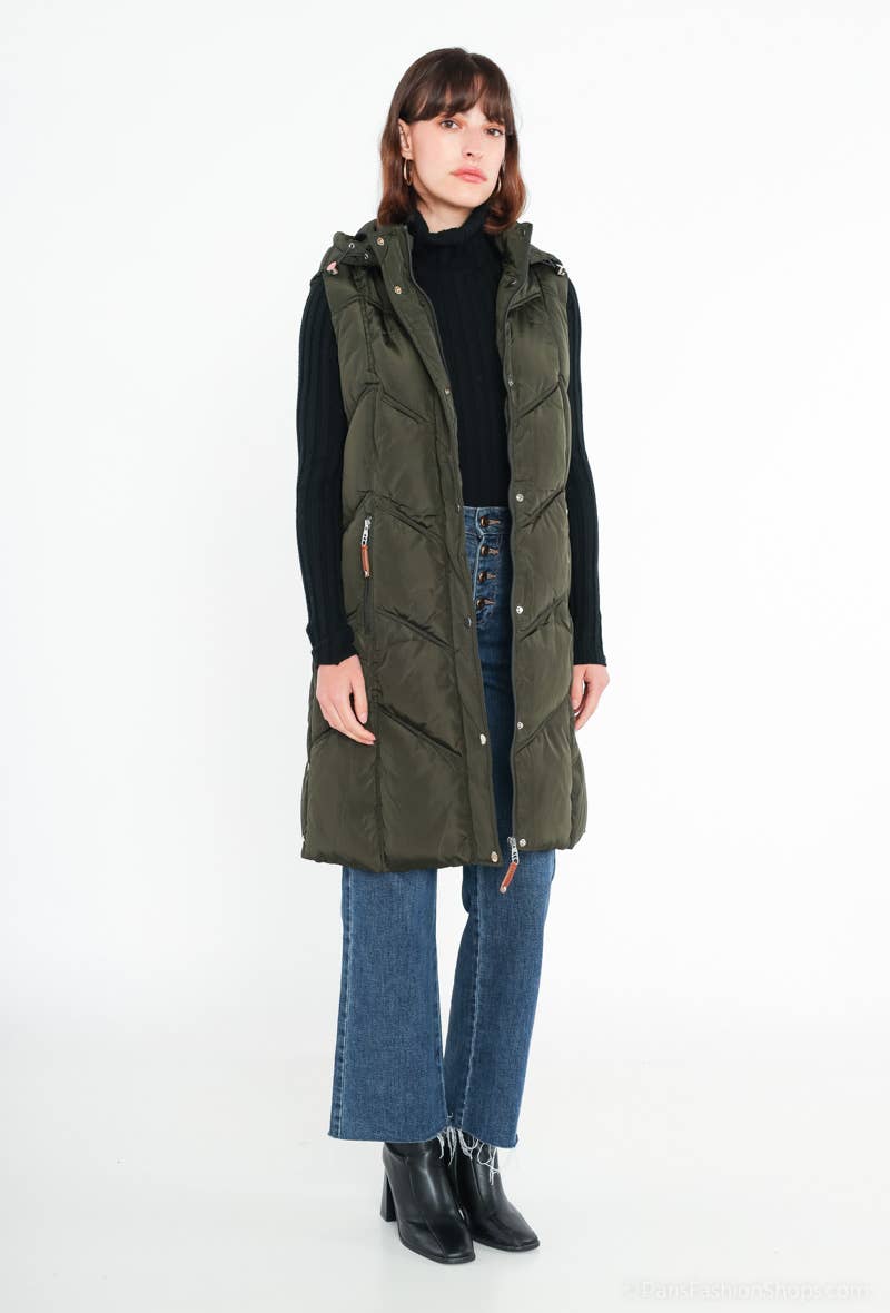 Saturne Paris - BIG SIZE EXCLUSIVE - Wholesale Outerwear Vest - Women's - Quilted Sleeveless Puffer Vest - Plus Size TG5815