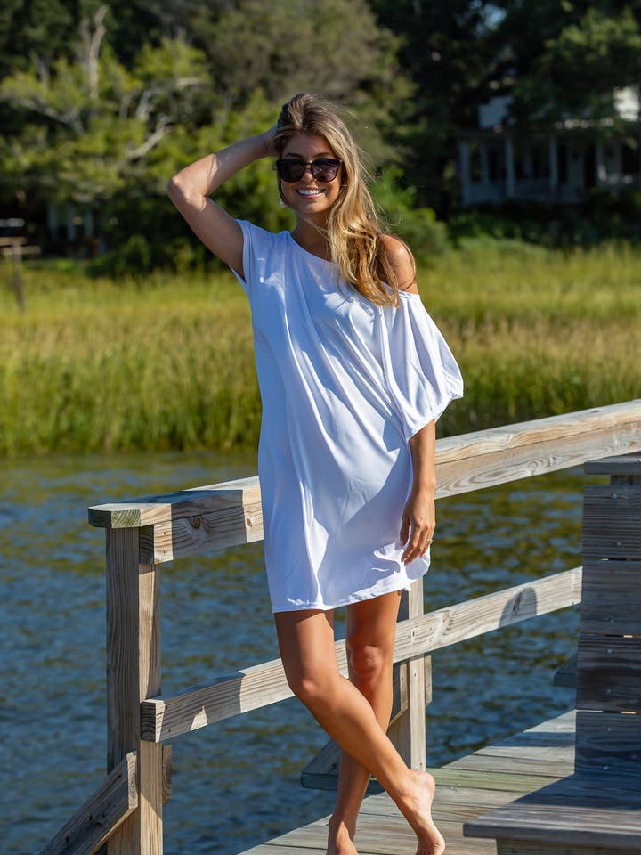 Petit caftan côtier blanc Sand Dunes pour la vente par ZAGS