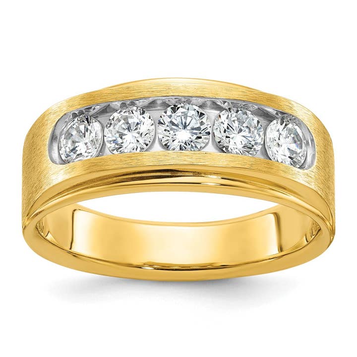 Bague cinq pierres en diamant de laboratoire en or jaune 14 carats pour la vente par Fine Diamond