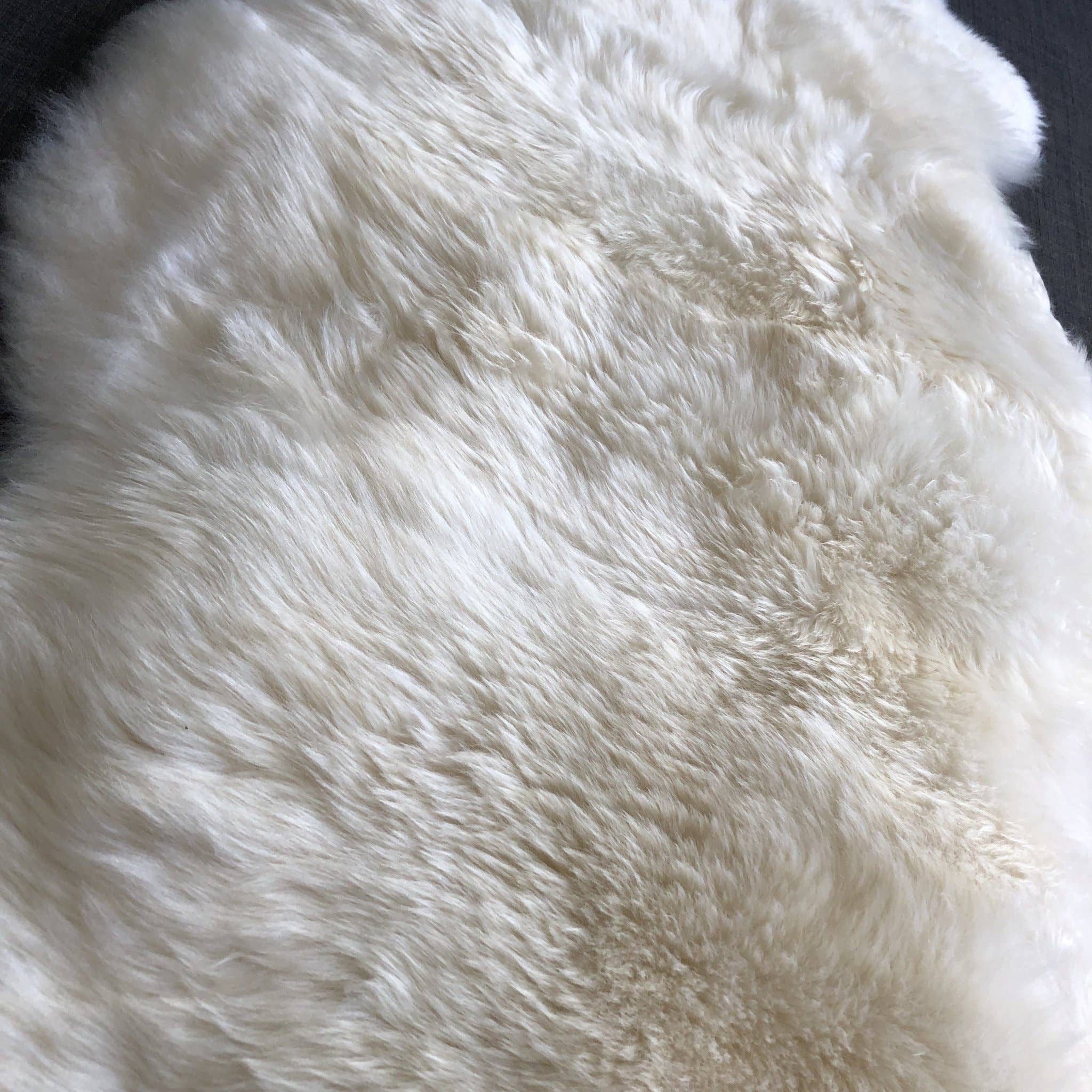 Wildash London - Wholesale Area Rug - Top Quality British White Sheepskin Rug - Large2