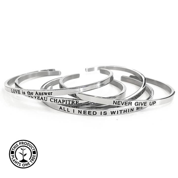 New Silver - Goudkleurige mantra armband van 316L roestvrij staal voor wholesale door ORANGE AMOUR