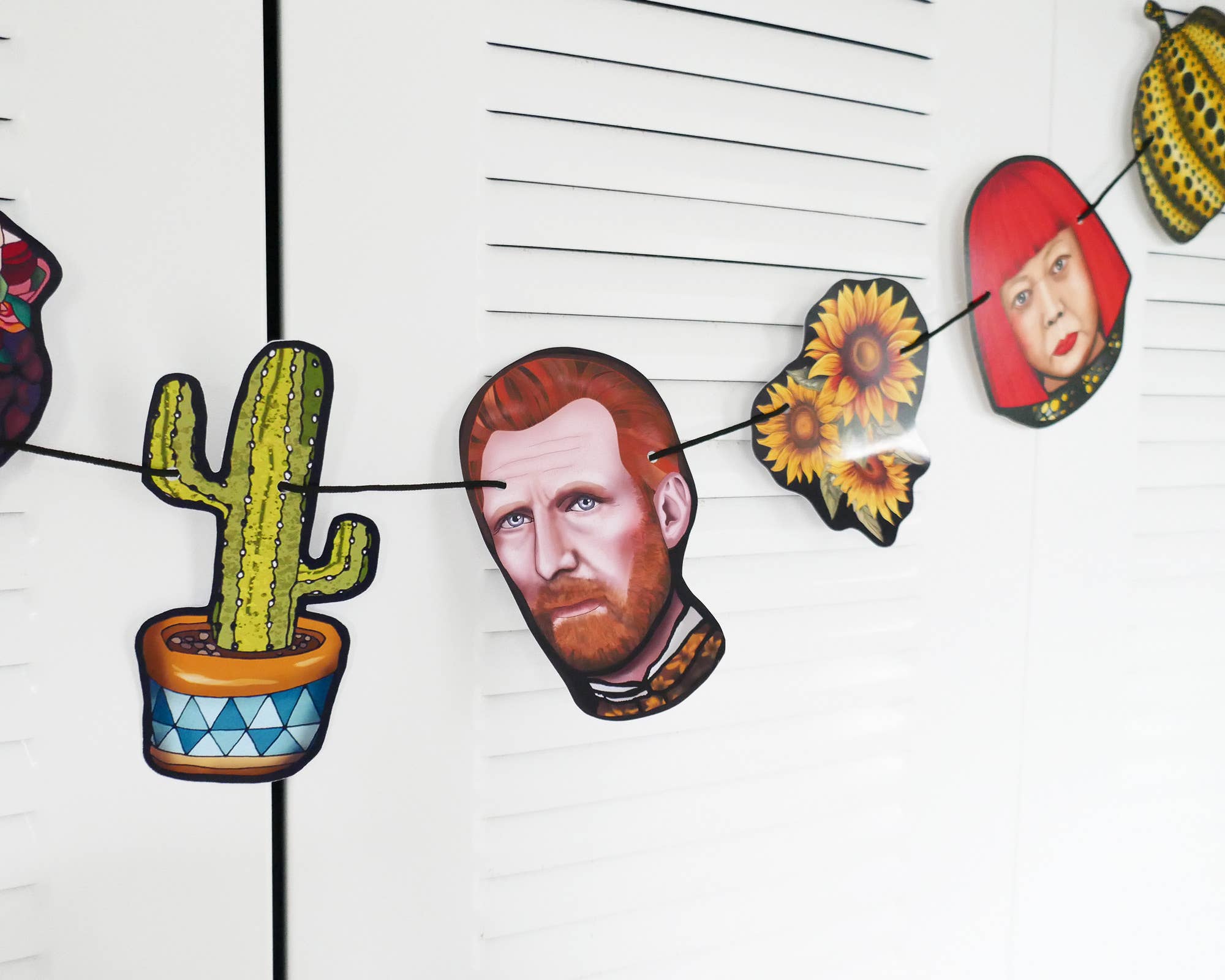 THE PAPER IDOLL – Großhandel Wimpel/Girlande – Girlande und Banner von Iconic Artists, Wimpelkette, Kunstdekoration für Partys6