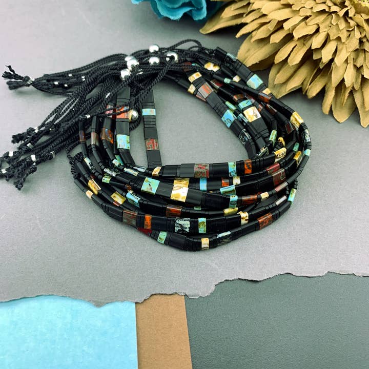 Raffiné - Bracelet en soie ajustable Tila Tile - Picasso pour la vente par LITVA'S Jewelry