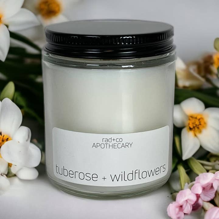 tubéreuse et fleurs sauvages 8 oz pour la vente par rad+co APOTHECARY