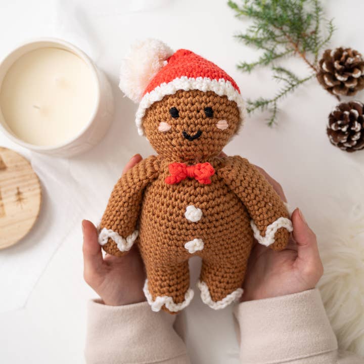 Wool Couture Company - Wholesale DIY Craft Kit - Gingerbread Man Easy Crochet Kit