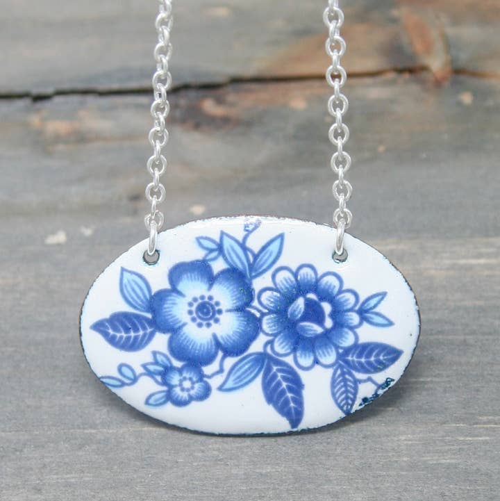 Rising Jewelry - Wholesale Pendant/Charm Necklace - Flower Necklace, Blue Heritage, Vintage Floral Jewelry Gift0