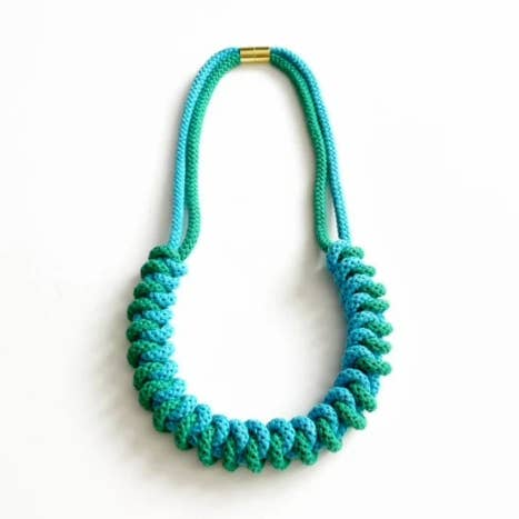 The Tilly Macramé Ketting voor wholesale door Handmade by Tinni