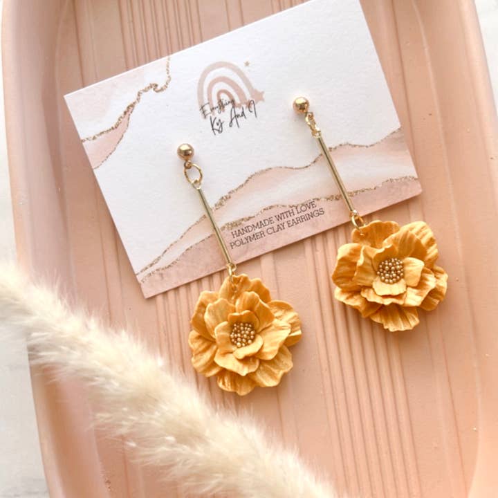 Everything Ky and I - Wholesale Dangle Earrings - Golden Spring Flower Drops1