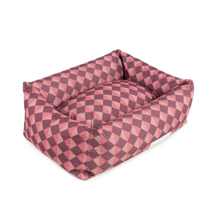 Nuck Rhombus Bed for wholesale by B de Bruno