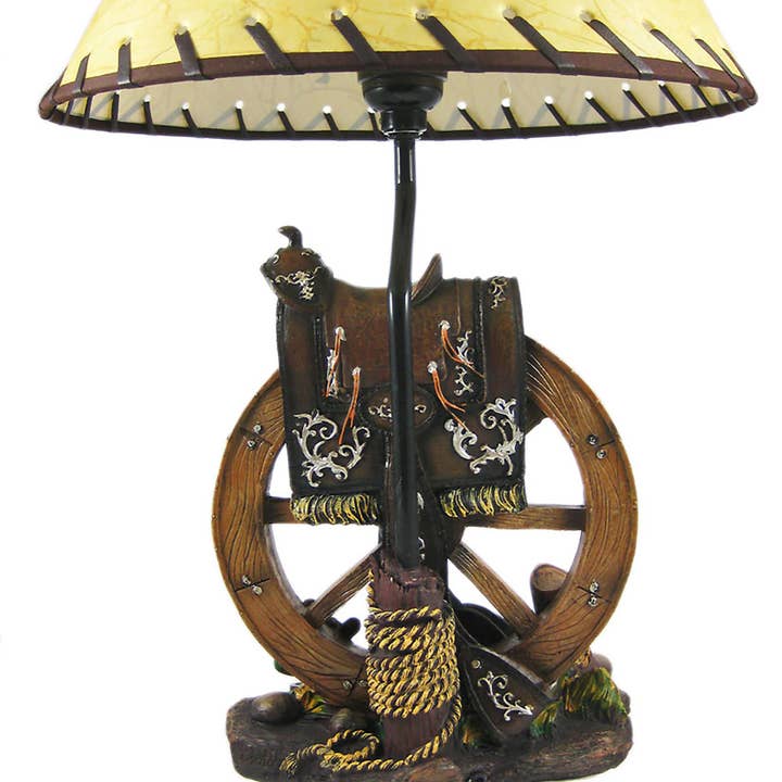 Zeckos – Großhandel Akzent-/Schreibtischleuchte – Tischlampe mit Westernsattel und Cowboy-Motivschirm2