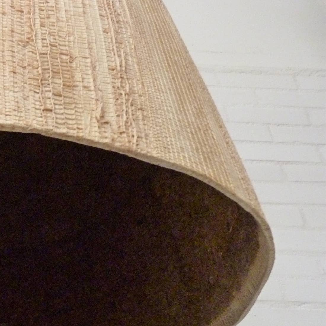 BAAN – wholesale Lampskärm – Fishcage lampupphängning i bananblad från BAAN2