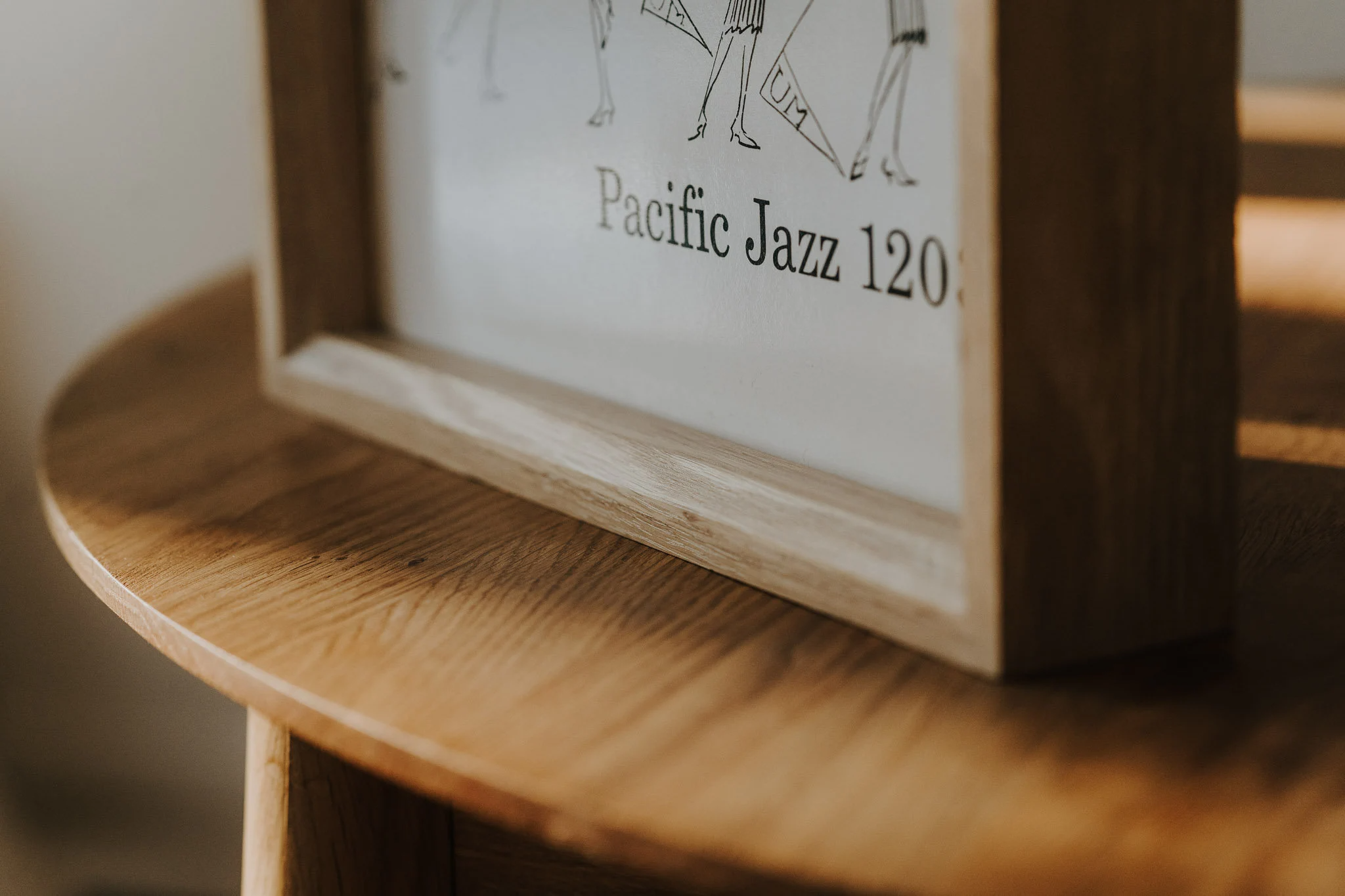 PromiDesign - Wholesale Wall Accent - Oak Vinyl Record Frame for 12-Inch LP Wall or Shelf Display4