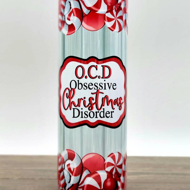 LGH Designs – copos e garrafas térmicas por atacado – TOC Obsessive Christmas Disorder Tumbler | Copo de Natal | Presentes de Natal com menos de 25 anos | Presente de Natal | Presentes para ela | Copo de 20 oz1