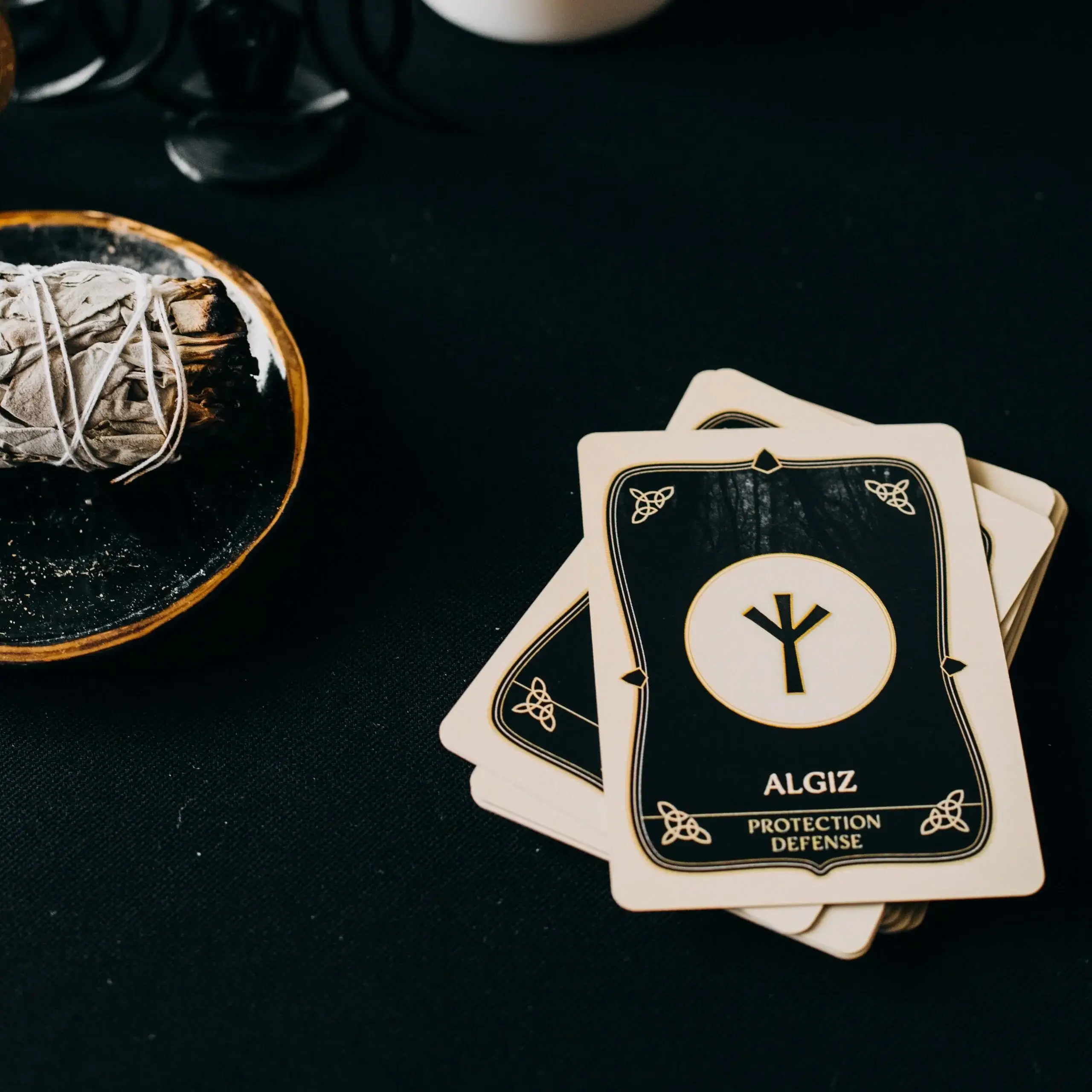 LA MUCI DESIGN - Wholesale Tarotkaarten - Deep Forest rune set – 25 kaarten Nordic waarzeggerij6