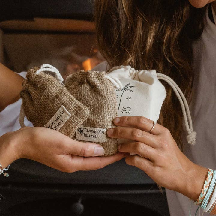 Hessian Giftbag, Eco Presentförpackning, Återanvändbar presentförpackning för wholesale av Pineapple Island