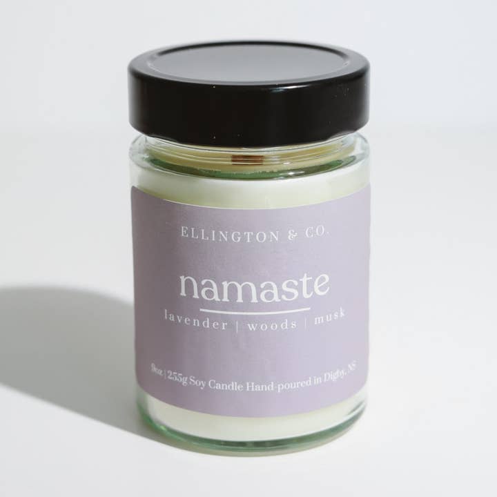 Namaste - Collection Quotidienne pour la vente par Ellington & Co.