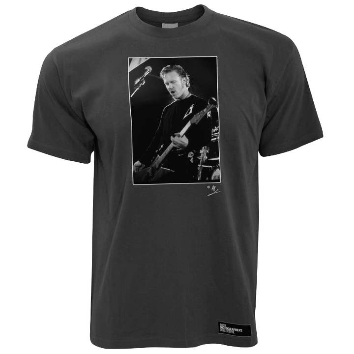 Rock Photographers Collective - Wholesale T-Shirt (Graphic) - Men's - James Hetfield - Metallica Men's T-Shirt