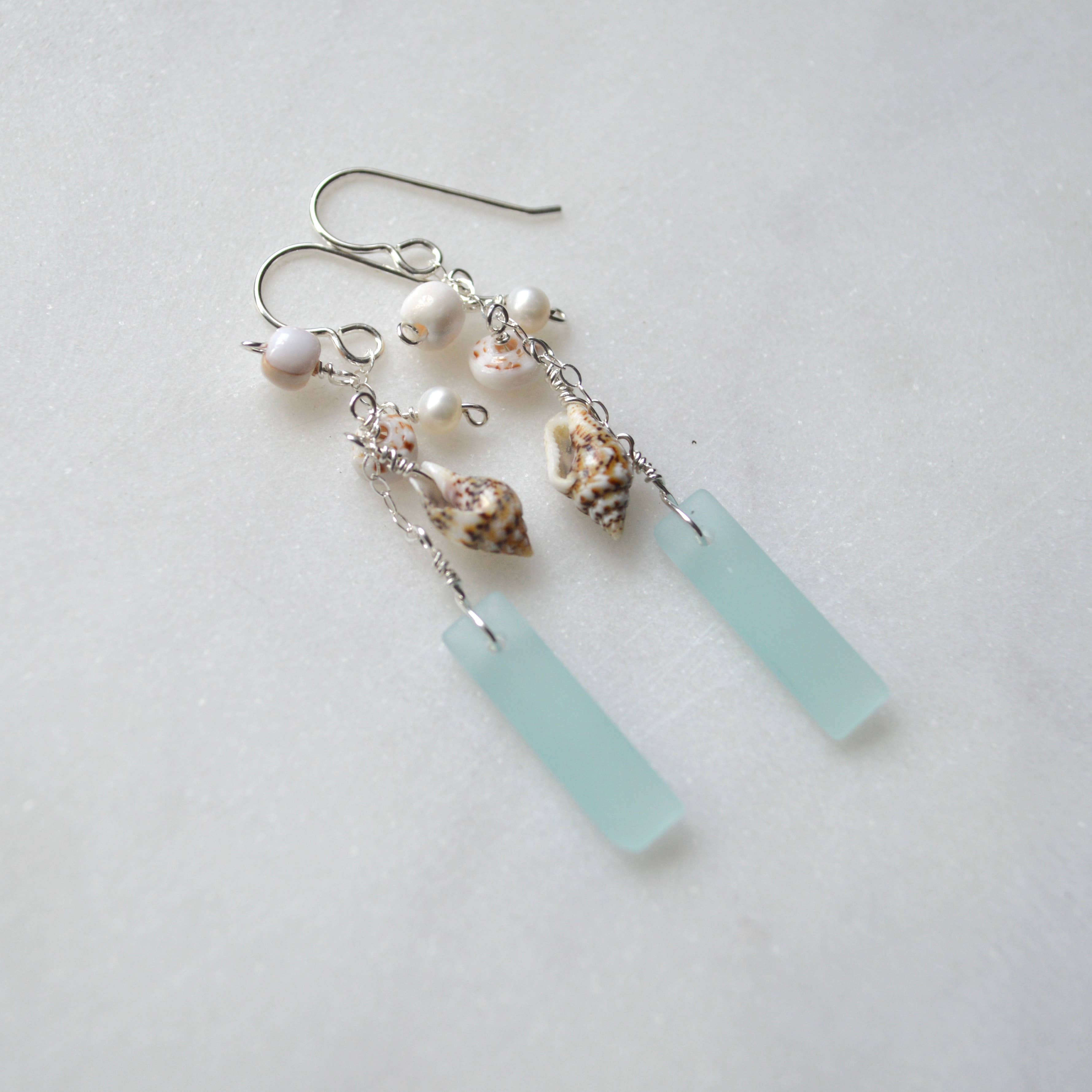 Salty But Sweet - Wholesale Dangle Earrings - Dangling Frosted Glass & Shell Earrings5