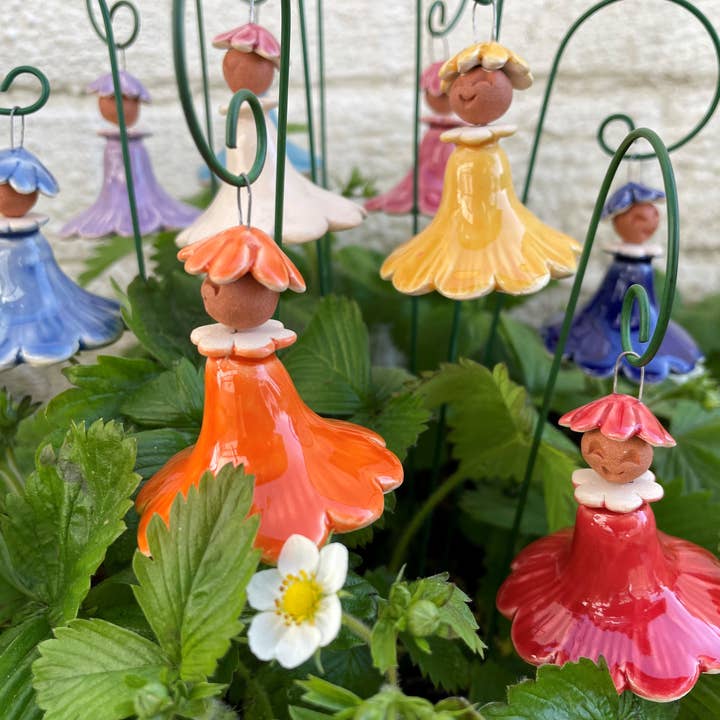 Pannonhem AB. - Vendita all'ingrosso Ornamenti/decorazioni per esterni - Fata colorata da appendere, figure in ceramica2