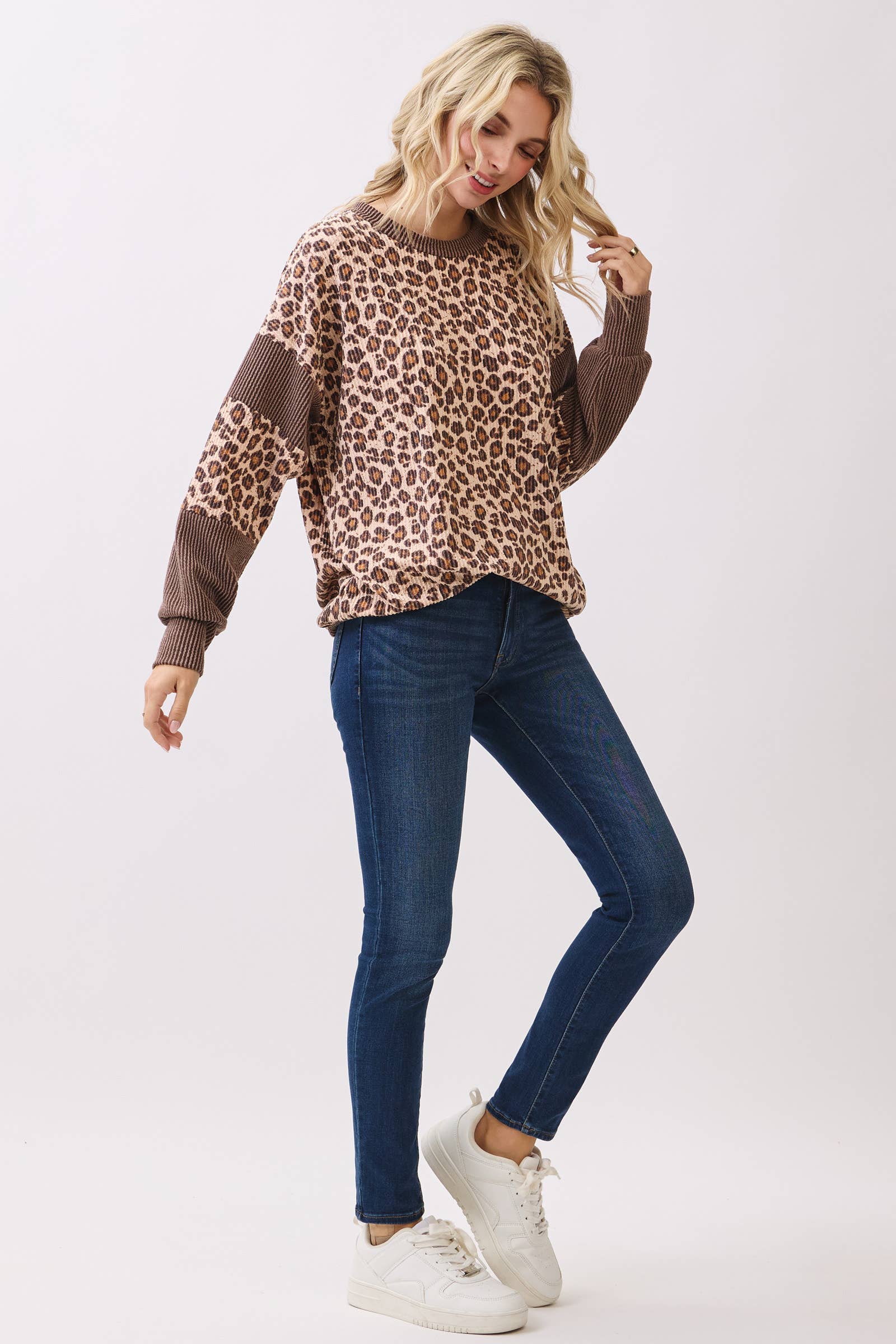 7th Ray - Wholesale Sweatshirt - Women's - Leopard print drop shoulder pullover sweatshirt T61166