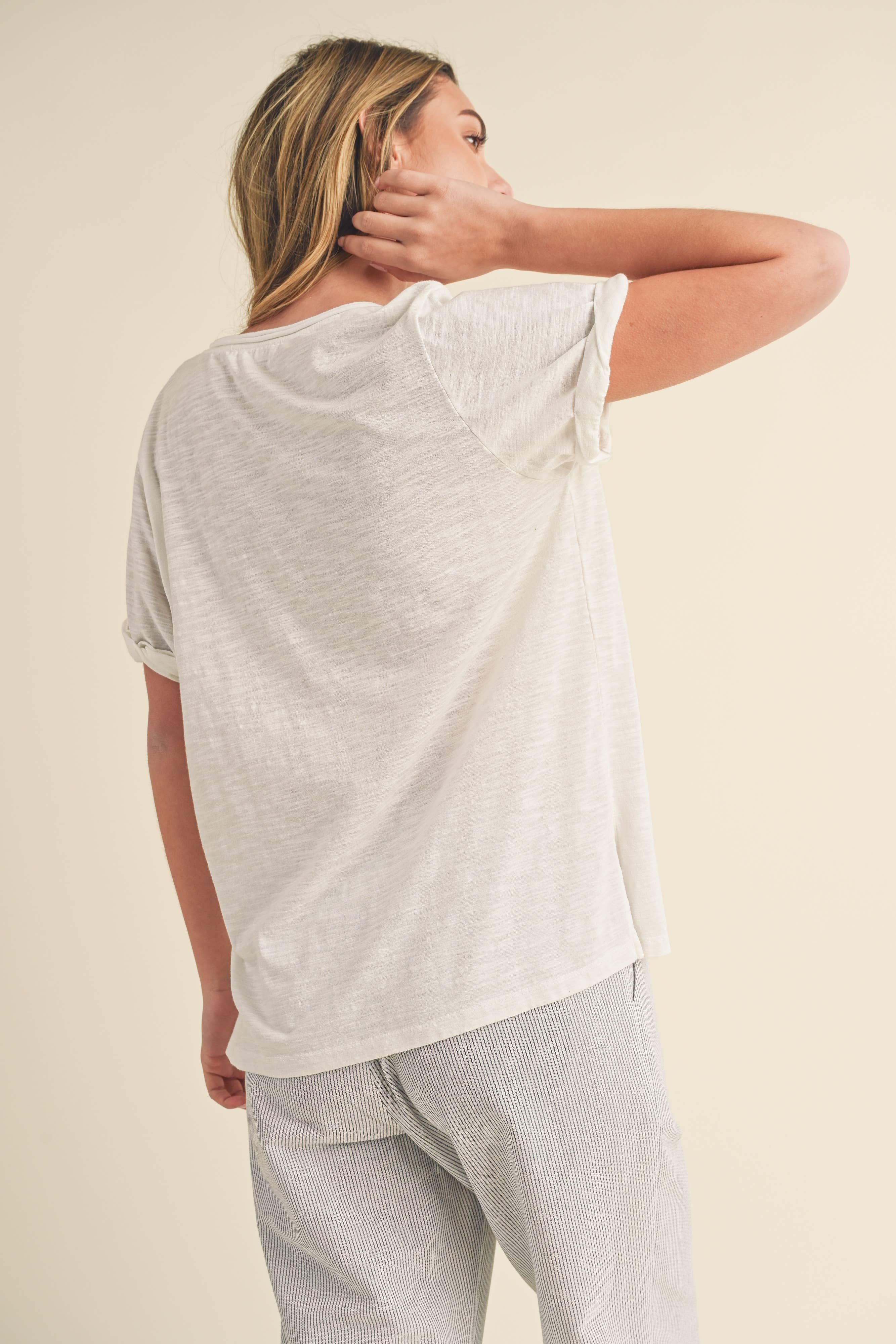 AEMI + CO - Wholesale T-Shirt - Women's - 8286DK Zoie V-Neck Short Sleeve Top 545