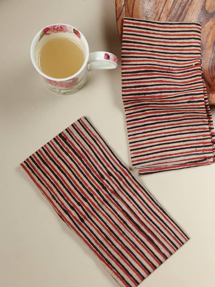 Serviettes à rayures rustiques (lot de 4) pour la vente par Ninéh