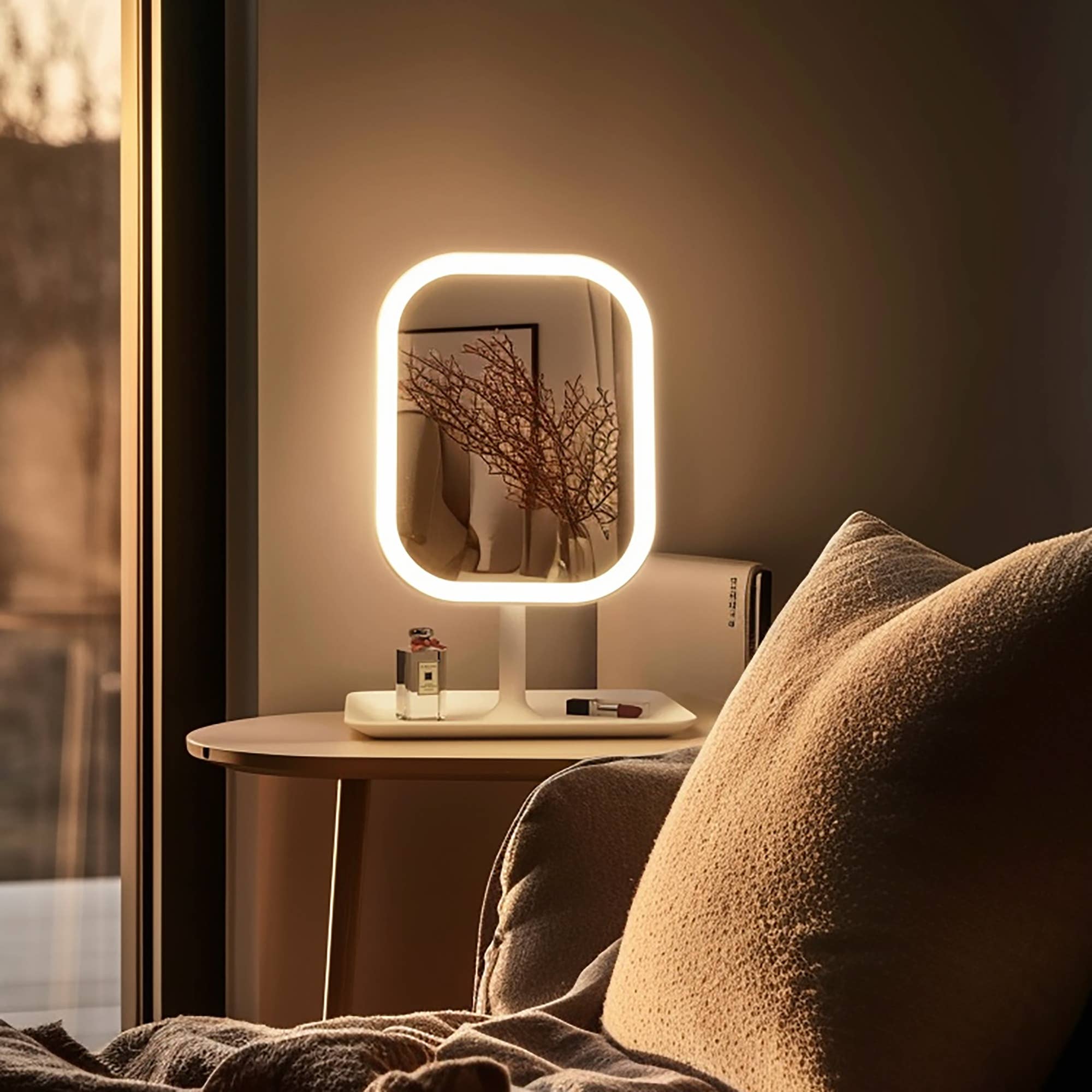 EP Design Lab - Wholesale Makeup Mirror - Lighted Tabletop Makeup Vanity Mirror2