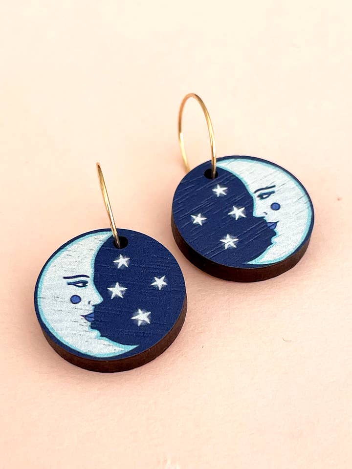 Boucles d'oreilles en bois : Lunes et Étoiles pour la vente par Su Owen