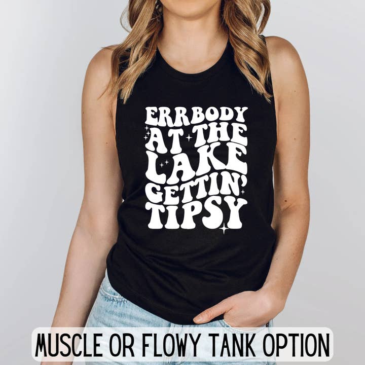 Errbody ved søen Gettin Tipy Muskel Flydende Grafisk Tank for engroshandel hos FAMS design