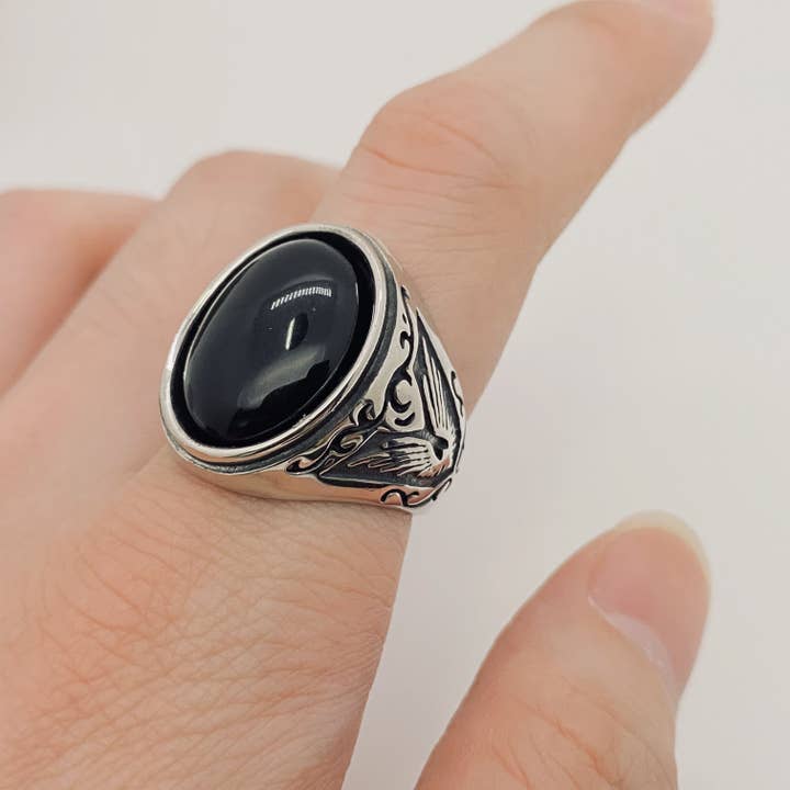 Mio Queena - Wholesale Signet Ring - Men's Stainless Steel Engraved Ring with Black Stone - MJ/MR5